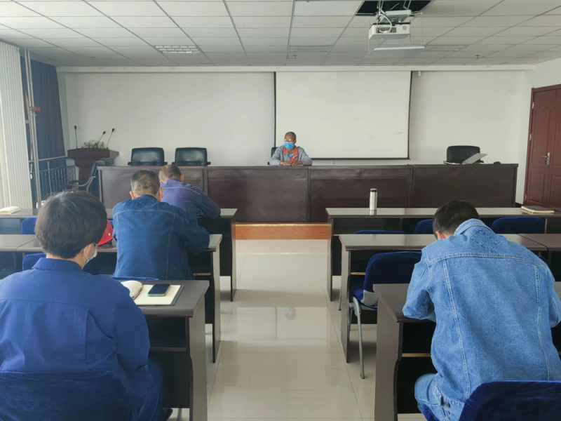 凝心聚力戰(zhàn)疫穩(wěn)產(chǎn) 擔當作為共謀發(fā)展&mdash;&mdash;物產(chǎn)工投公司召開疫情防控與生產(chǎn)經(jīng)營專題部署會議