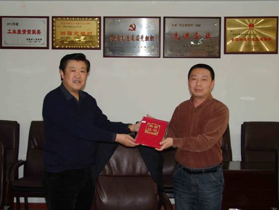 立足本職做貢獻(xiàn)，巾幗建功展風(fēng)采